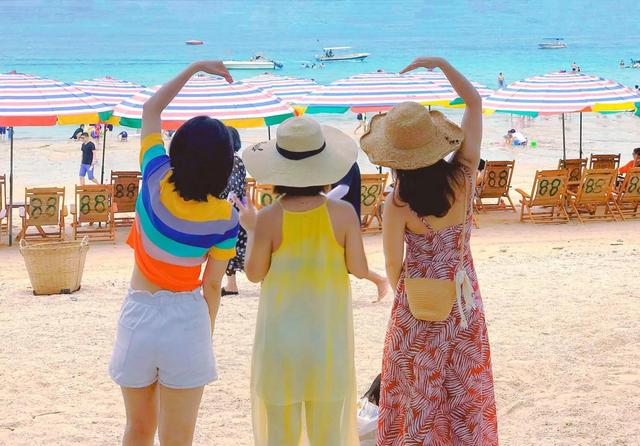 涠洲岛在哪里，涠洲岛和鼓浪屿哪个好玩（这10个地方强烈推荐你去）