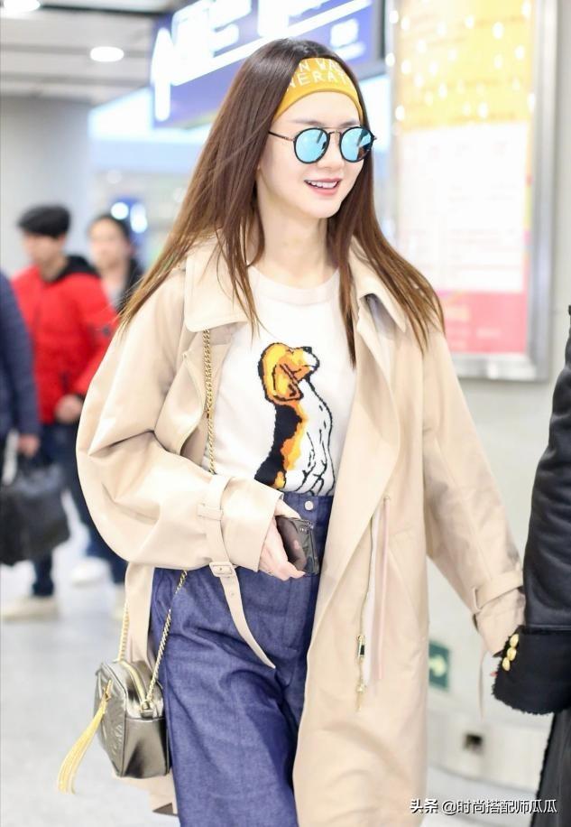 发带怎么带不会掉，发带怎么带才不会掉（这个春天学会用“发带”凹造型）