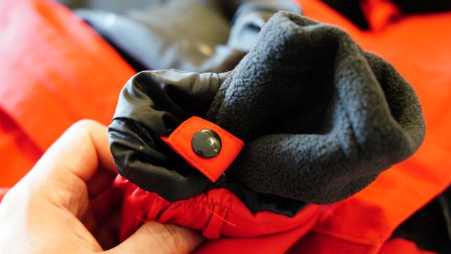 沙里瓦是什么意思，沙乌沙里瓦是什么意思（新年用红蓝新衣组CP-沙乐华男女羽绒服）