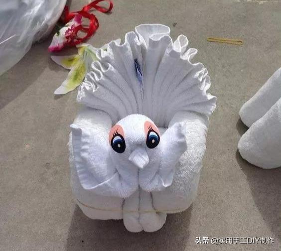 怎样用毛巾做小熊玩具，怎样用毛巾做小熊玩具简单（可以跟小孩一起玩哦）