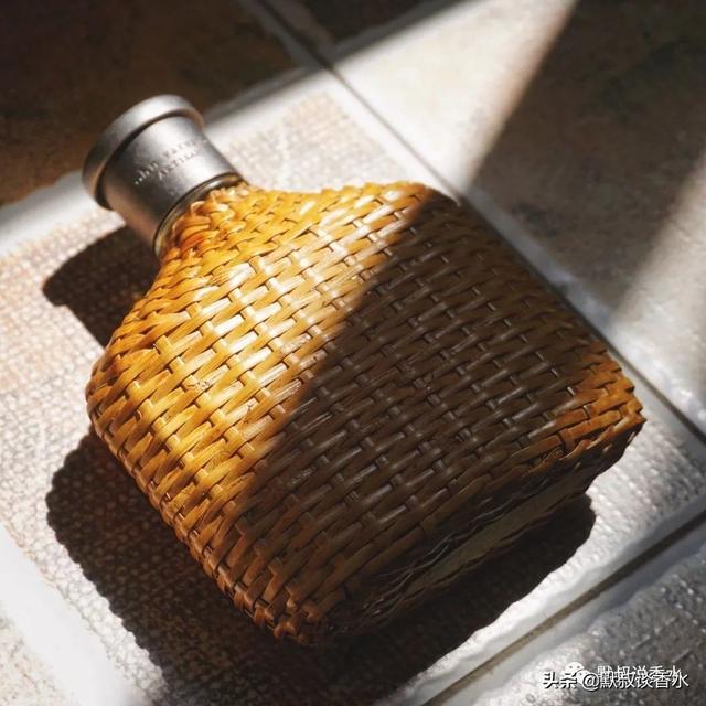 情人节送老公什么好呢比较实用，情人节给老公送什么礼物合适（<老公>的香水礼物推荐）