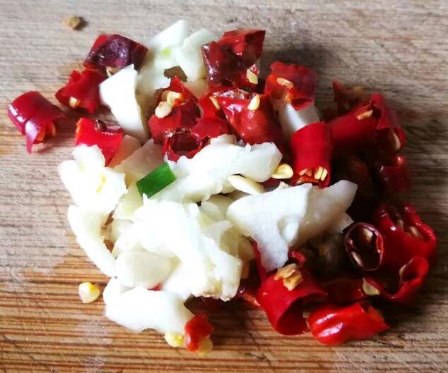 圖片[4]-【白菜燉粉條】做法步驟圖 “米飯殺手”孩子長個要多吃-起舞食譜網