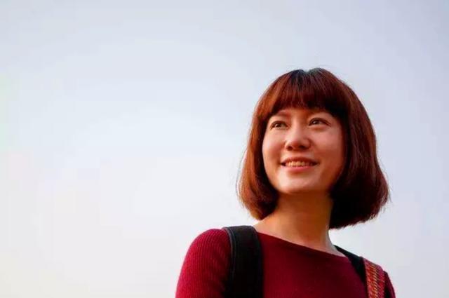 翁帆的现任丈夫是谁，51岁哈文传来喜讯吗（28岁翁帆嫁给了82岁杨振宁）