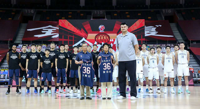 中国钟南山院士身高，中国钟南山院士身高169（CBA史上最强36号）