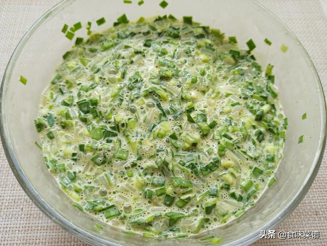 各种烙饼的做法，各种烙饼的做法大全（“末伏烙饼摊鸡蛋”）