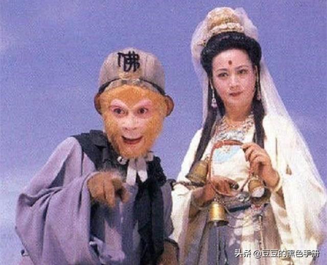 刘涛赞林心如版观音很虔诚，19版观音对比：有的像过家家