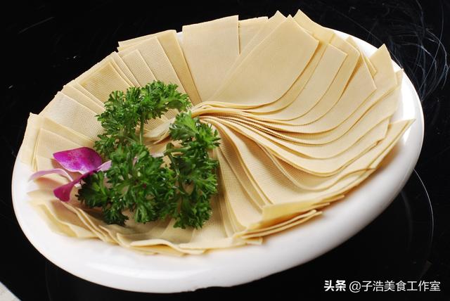 火锅配菜有哪些，火锅配菜有哪些荤菜（吃火锅不知道买什么菜的就进来看看）