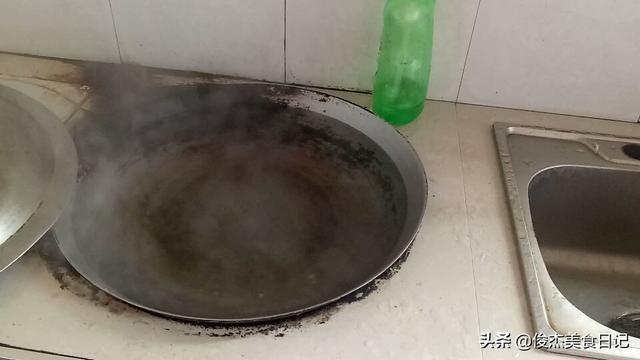 如何在家就能去腿毛，怎样在家就能去腿毛（大厨分享三十年褪鸭毛最实用的经验）