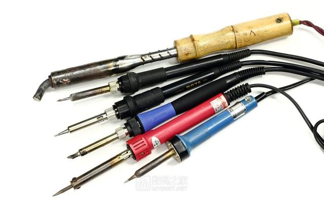 焊台什么牌子好，哪种焊台好用（恒温数显无铅焊台拆解评测）