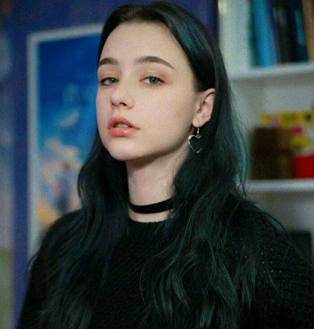 女御/风格/人都有各自的耿耿于怀，微信头像，女御/风格/人都有各自的耿耿于怀（优质欧美女头像）