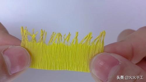 红梅花的寓意是什么，红梅花代表什么象征意义（而我用枯树枝和纸做了一枝梅花）