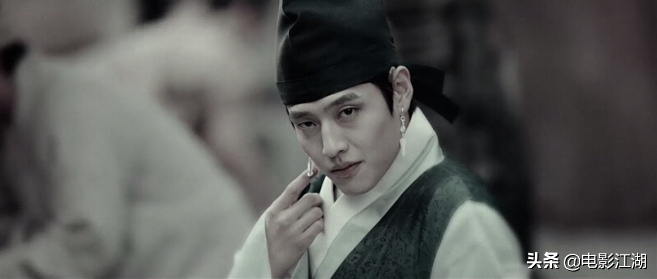 《纯真时代》尺度与《奸臣》持平?王大陆绯闻女友参演,纯情出演-