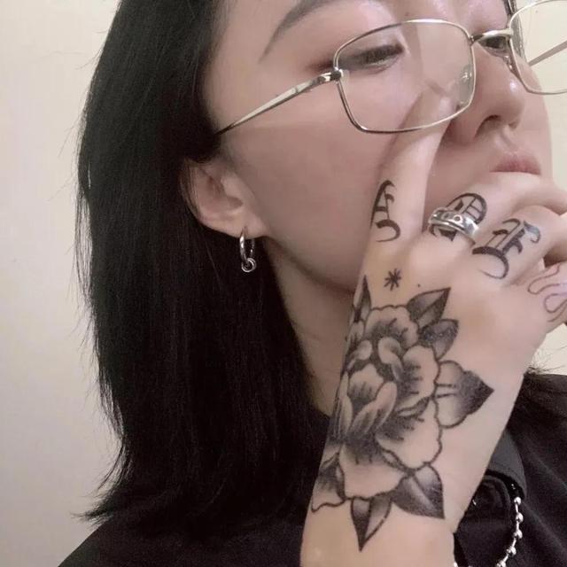 靓妹.，微信头像，靓妹.（这波靓妹头像也太正了吧）