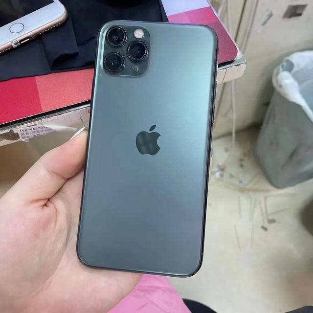 如何组装一台苹果手机手机，如何组装一台苹果手机手机壳（如何在家自己组装一台苹果13手机）