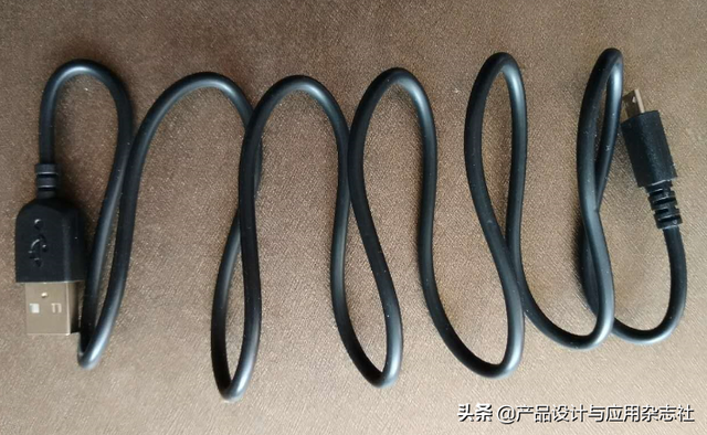 飞机上能开蓝牙听歌吗，飞机上可以开蓝牙吗（蓝牙音频转换器测评）