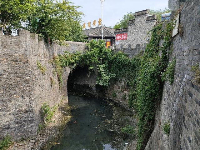 古運河在哪裡,古運河是哪裡(品揚州南門遺址旁的水橋文化)