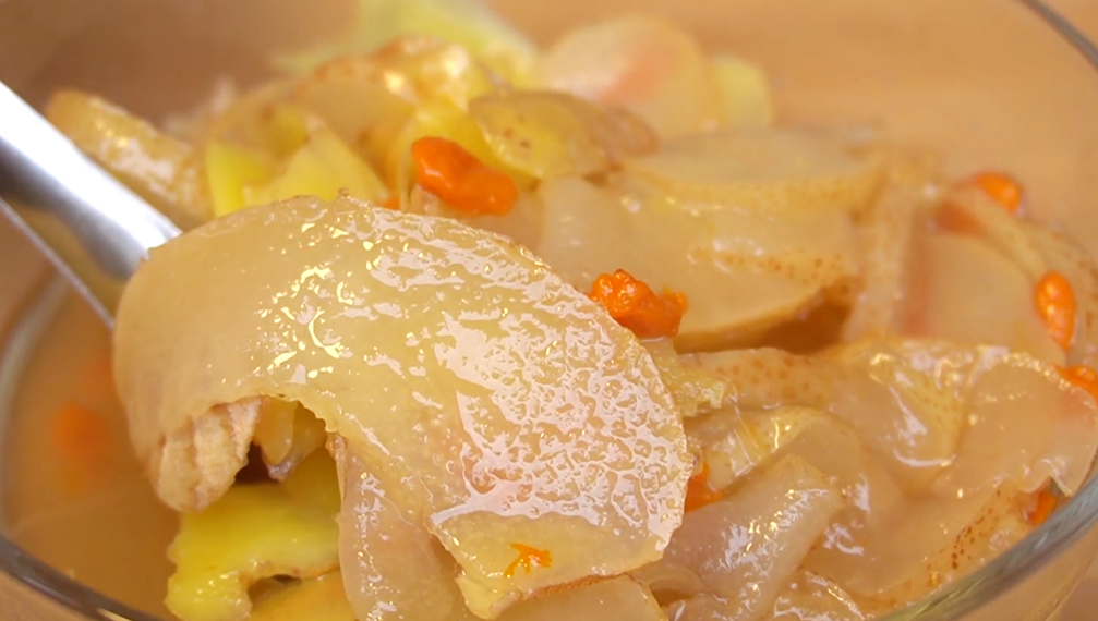 【雪梨生姜茶】做法步骤图  冬天家人常喝身体身体好-起舞食谱网