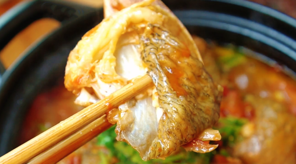 图片[7]-【番茄焖鲈鱼】做法步骤图 加2番茄 酸甜开胃连汤汁都不剩-起舞食谱网