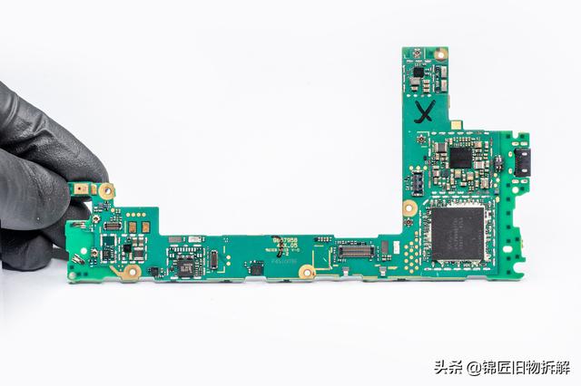 近期发布的诺基亚lumia930，这么好看的手机为什么就卖不动呢