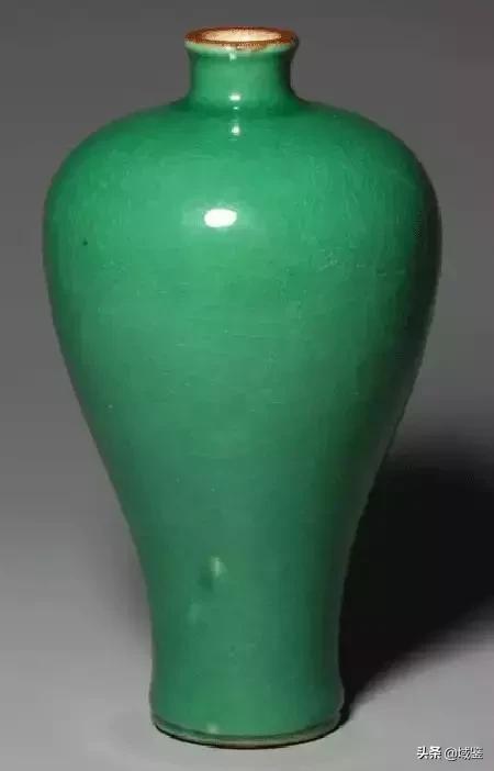 白瓷起源于什么时候的瓷器，瓷器釉彩的品种及其起源