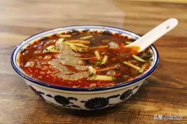 油蛤蟆怎么做才好吃，安徽临泉经典美食不吃遍绝不罢休