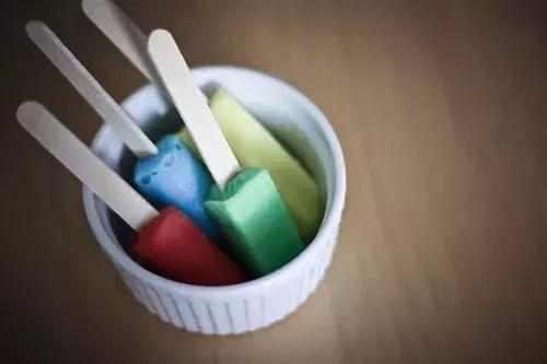 很拽的个性签名，霸气最拽的个性签名（有点拽的励志句子）