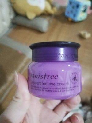 佰草集眼霜效果怎么样，百草集眼霜哪款最好（什么年龄开始用眼霜）