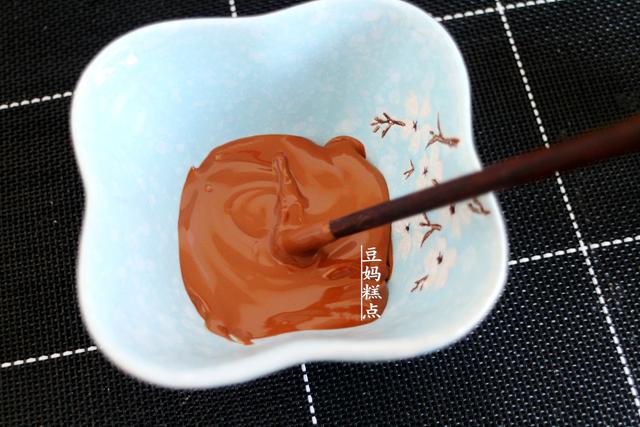 手把手教你做超好吃的迷你小蛋糕，带孩子一起做迷你小蛋糕
