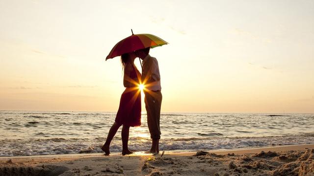 王柯唐建是什么电视剧中的人物，王健是哪部电视剧里面的人物（《我们都要好好的》热播）