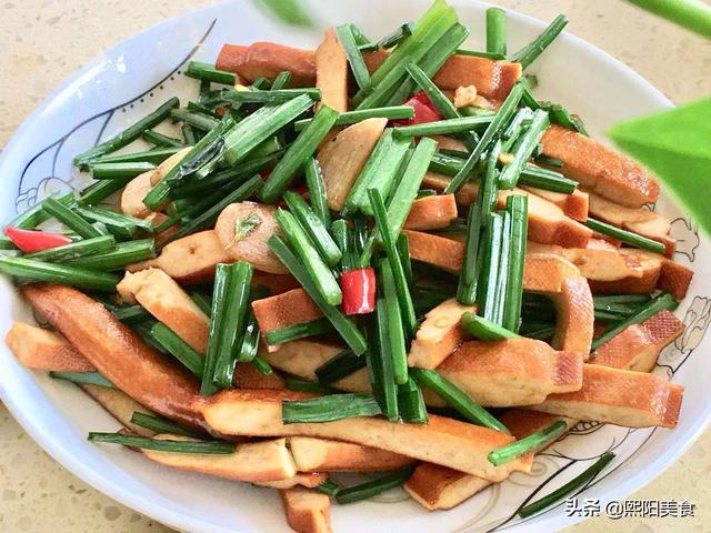 炒豆干的家常做法，豆干怎么炒好吃家常做法大全（来试试这种烹饪方式）
