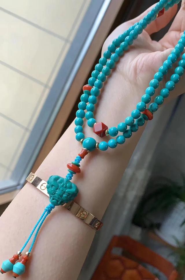 瓷松与绿松石的区别，瓷松和绿松的区别（中国绿松石VS美国绿松石）