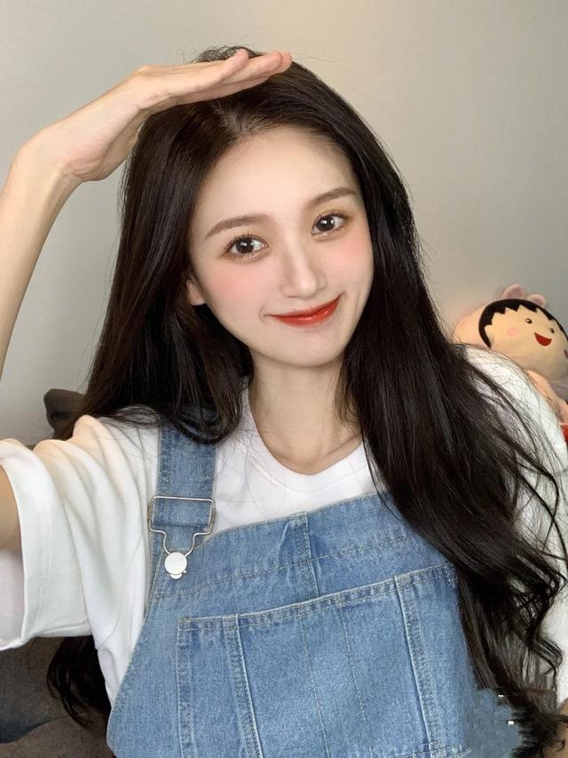 头发怎么自然变淡棕色，怎样才能让头发自然变棕色（满心欢喜染了黑茶色）