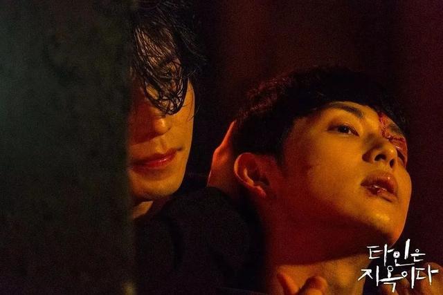 9部高分烧脑韩剧，好看烧脑的韩剧（近十年评分最高的10部悬疑韩剧）