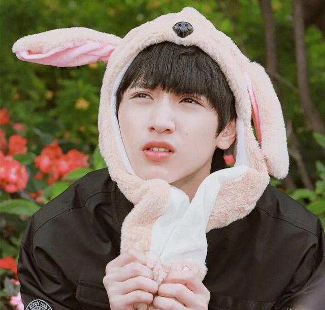 陈子言/严浩翔头像，严浩翔头像女微信（严浩翔头像）