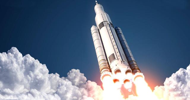 世界第一个登月火箭，为何50年前能登月