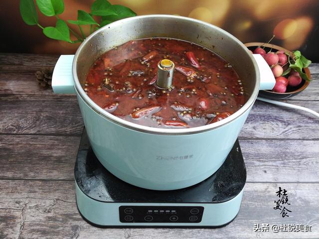 火锅汤底有哪几种，正宗火锅汤底配方（满足你所有火锅欲望）