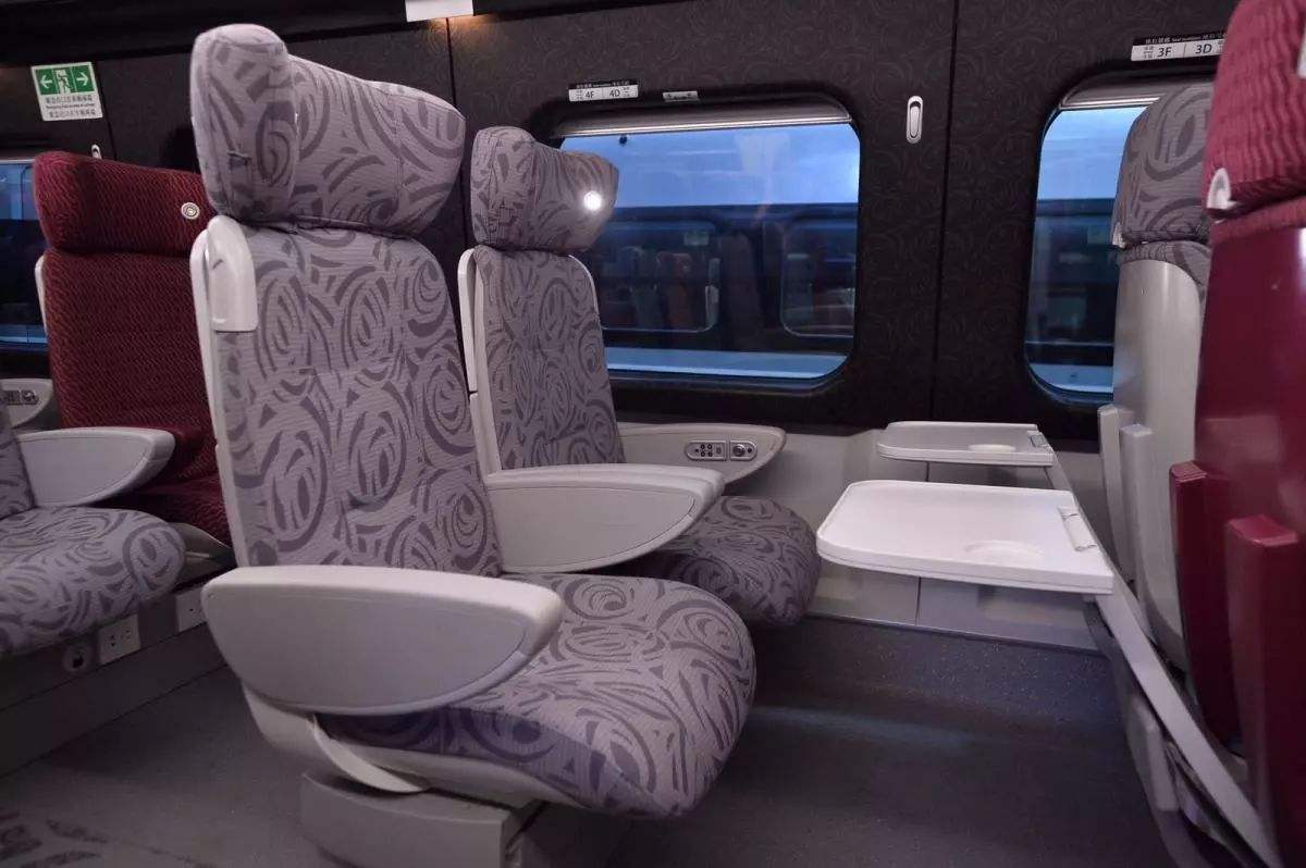 高铁座位df是什么意思(高铁座位有df,为什么唯独没有"e"?