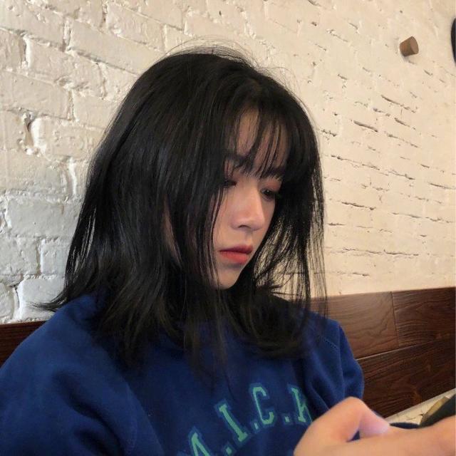 时尚气质女头/女孩子的气质要有也要有素质，微信头像，时尚气质女头/女孩子的气质要有也要有素质（有气质的女生头像）