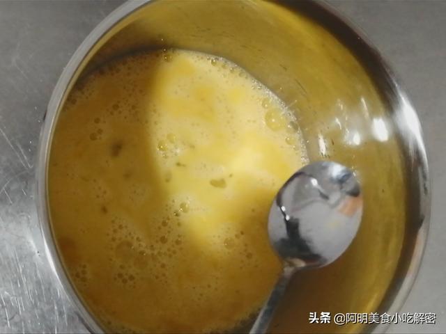 怎么做鸡蛋糕，怎么做鸡蛋糕视频教学全过程（好不好吃关键看配方及流程是不是正确）