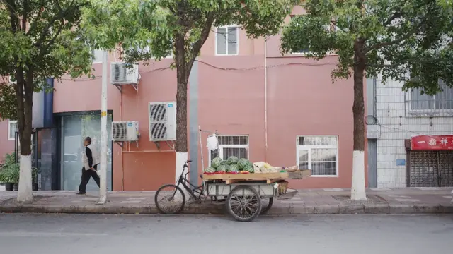 昆明周边好玩的地方，昆明周边好玩的地方有哪些（来到四季如春的昆明）