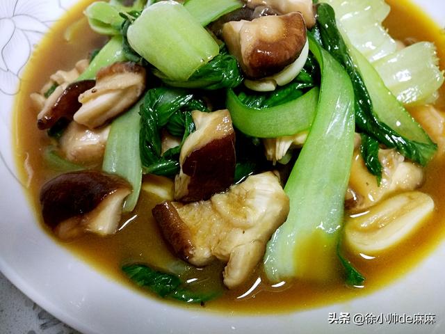 炒青菜的做法，豆腐炒青菜的做法（香菇炒青菜加上这一步）