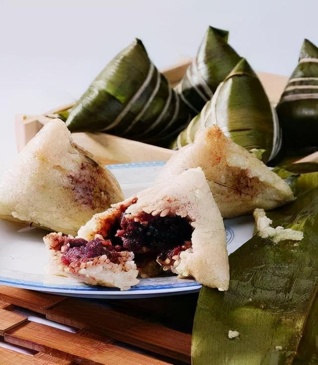 粽子的做法，中国传统小吃的代表之一——粽子（粽子的做法）