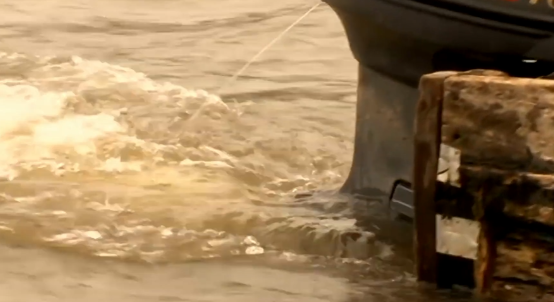 超载爱情by吉吉爱儿 百度网盘，超载爱情（在巴拿马农村开一家超市）