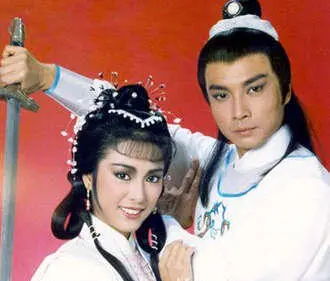 李莫愁有什么绯闻，“李莫愁”雪梨的火辣情史