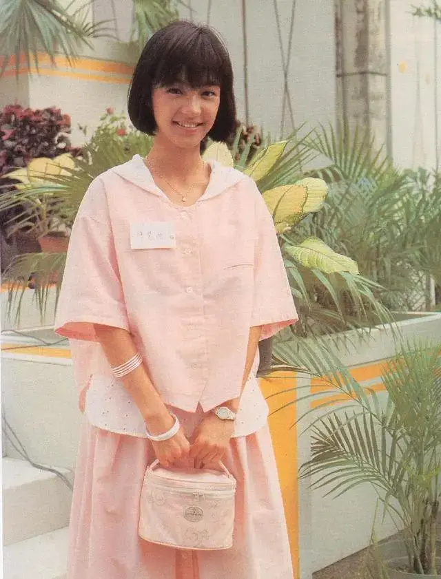 陈慧娴老公是谁，陈慧娴老公是谁（55岁的一代歌后陈慧娴）