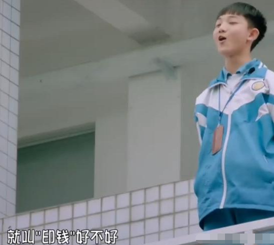 印彩霞的论坛，<田园晚风>主持人心兰的原名是什么（爸爸的名字惹全场沸腾）