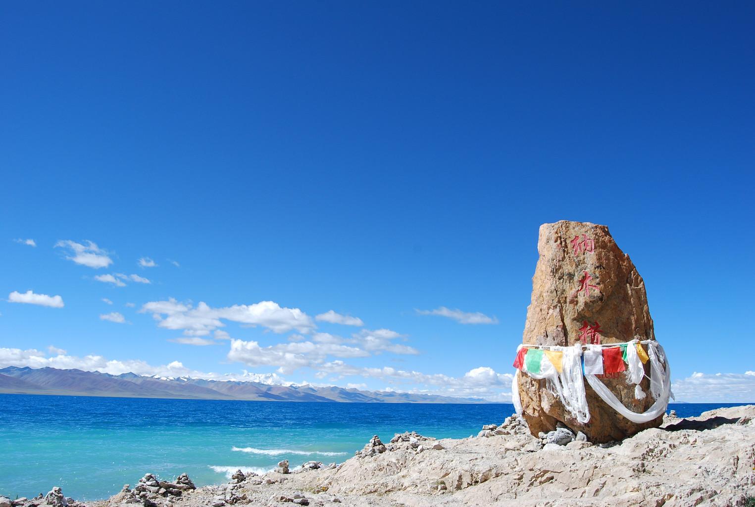 中国最大的咸水湖是什么湖，中国最大的咸水湖是啥（中国最大咸水湖）