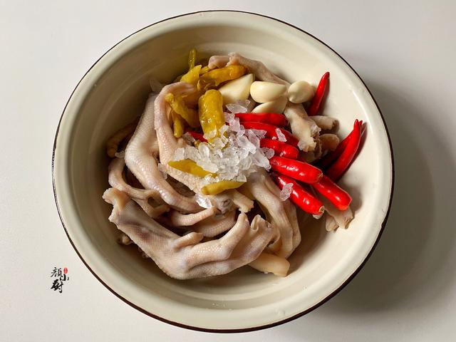 泡鸭爪的制作方法，泡鸭爪怎样做（想吃泡鸭爪不用买）