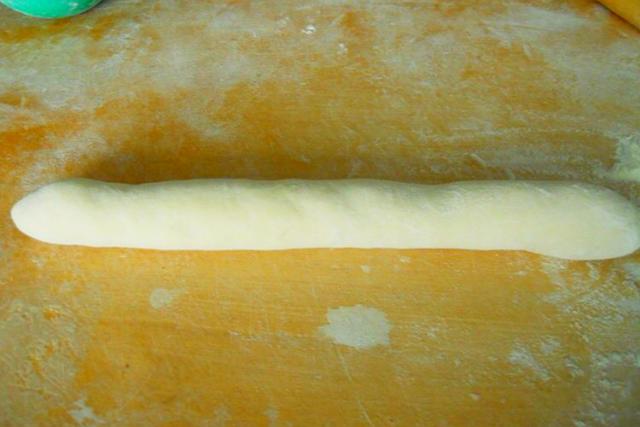 薄到透光烤鸭卷饼的做法，十一小长假必吃的烤鸭卷饼