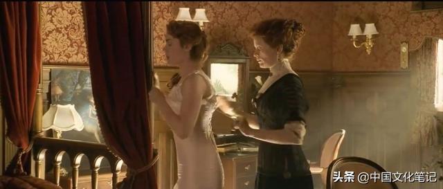 泰坦尼克号画画片段，泰坦尼克号画画片段是什么时间（电影《泰坦尼克号》的隐藏彩蛋）